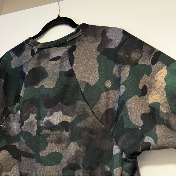 Nike | Camo Sweatshirt - Picture 9 of 13